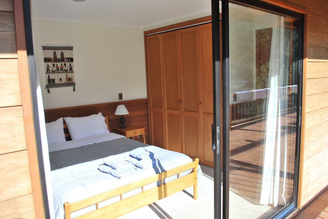 Frontera Pucon Hostel B&B الغرفة الصورة